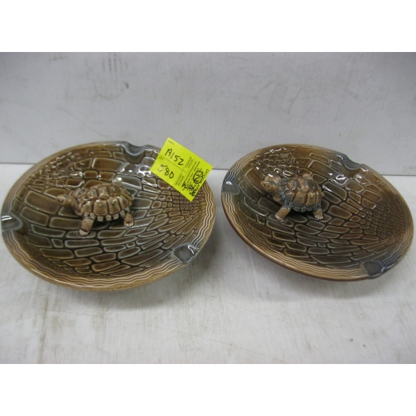 2 WADE PORCELAIN TURTLE DISHES