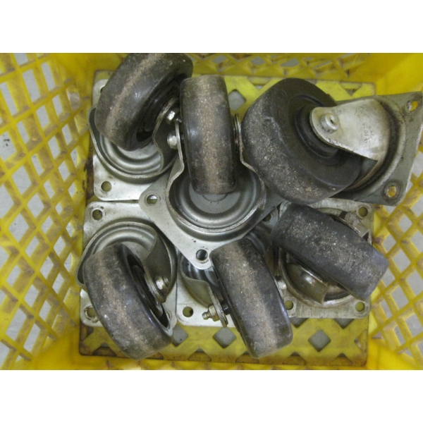 YELLOW CRATE OF CASTORS