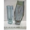Image 2 : 1 URANIUM GLASS VASE & 1 MURANO SOMMERSO GLASS VASE