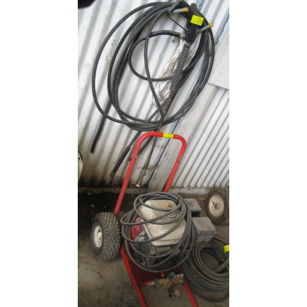 HONDA 5.5HP PRESSURE WASHER W/HOSE & GUN