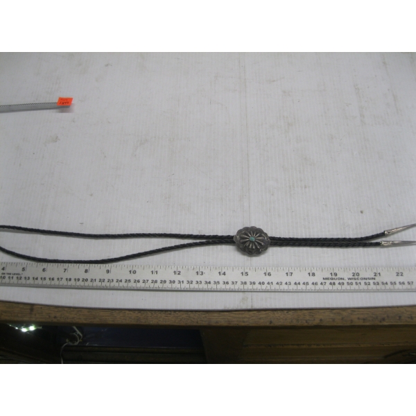 SILVER W/TURQUOISE STONE NAVAJO BOLO TIE