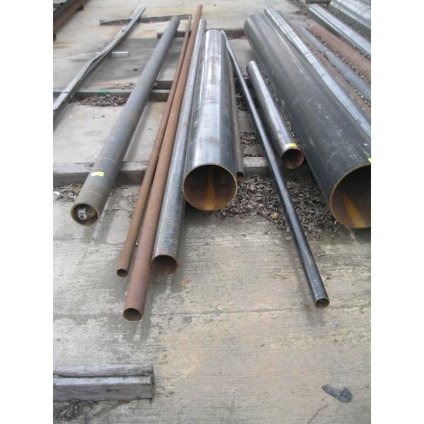 7 PIECES OF PIPE - MARMOT NOT INCLUDED