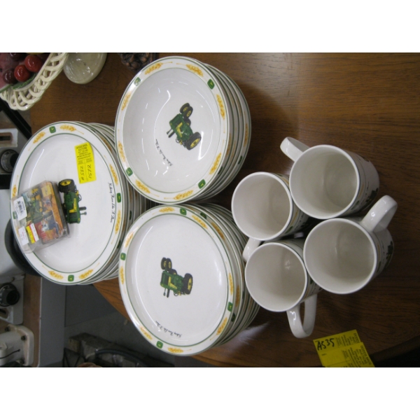 JOHN DEERE DISHES