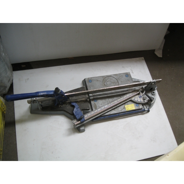 PORCELAIN KING HEAVY DUTY TILE CUTTER