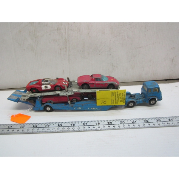 CORGI CAR TRANSPORTER W/CARS
