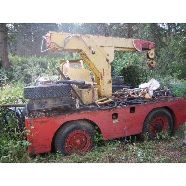 SM. CRANE TRUCK W/ASST. SLINGS & CABLES ON TOP