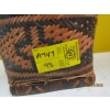 Image 3 : 2 WICKER TYPE BASKETS  