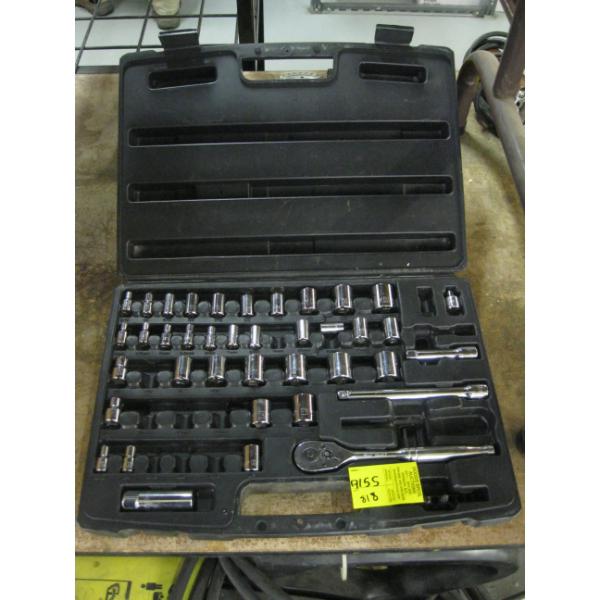 CASED TOOL SET - MISSING SOME SOCKETS
