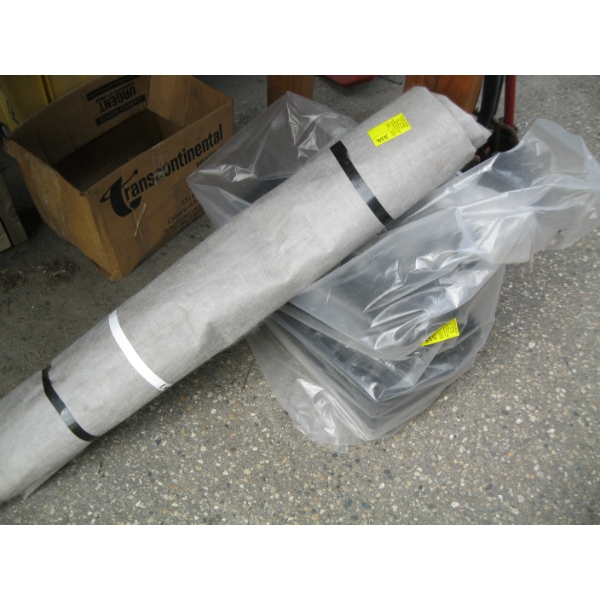 MISC. PLASTIC PLANTERS & GARDEN MAT