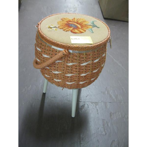 LIDDED BROWN SEWING BASKET W/LEGS