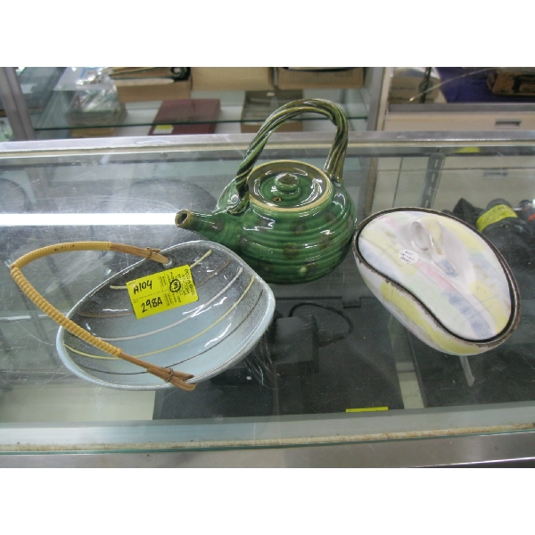 TEAPOT, DISH & WEST GERMAN LIDDED DISH