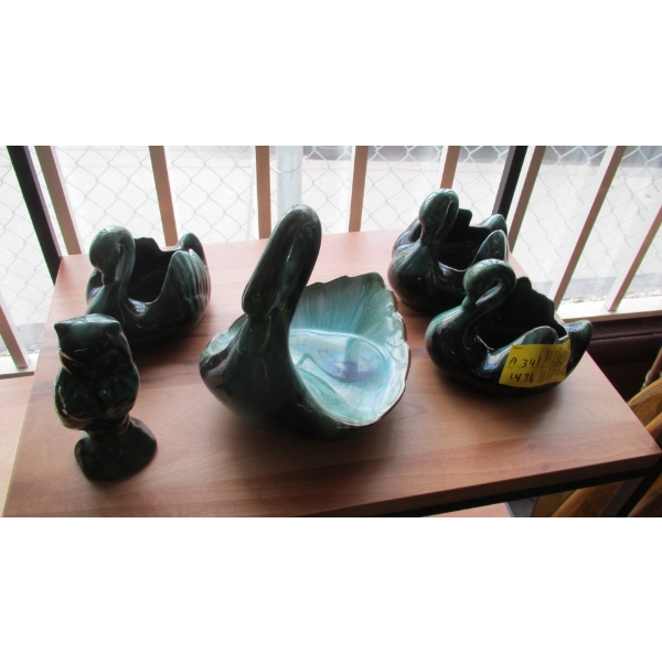 5 PIECES OF BLUE MOUNTAIN POTTERY
