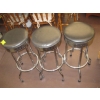 Image 1 : 3 SWIVEL TOP CHROME BLACK STOOLS