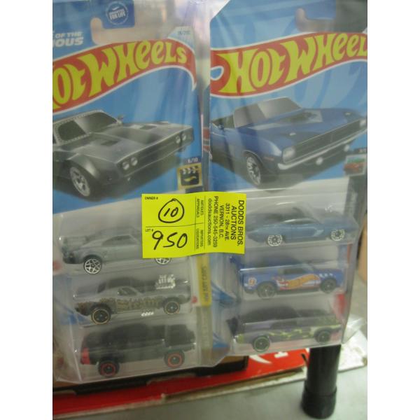 10 NEW HOTWHEELS CARS