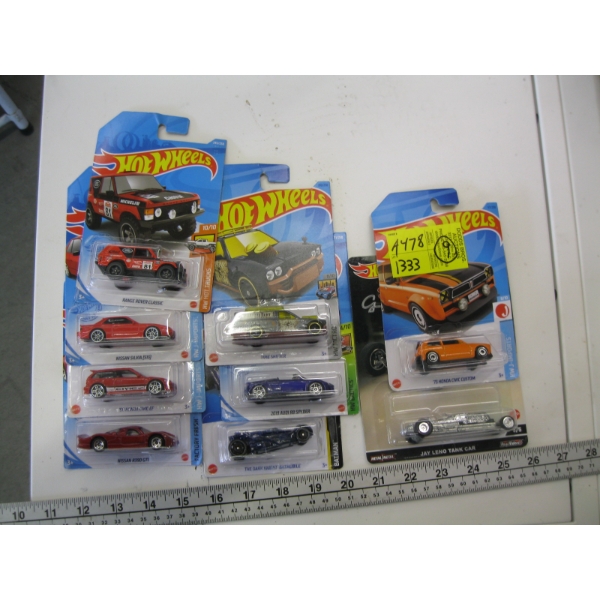 9 HOT WHEELS CARDS