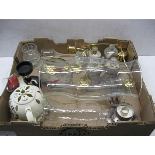 MISC. CANDLEHOLDERS, ETC.