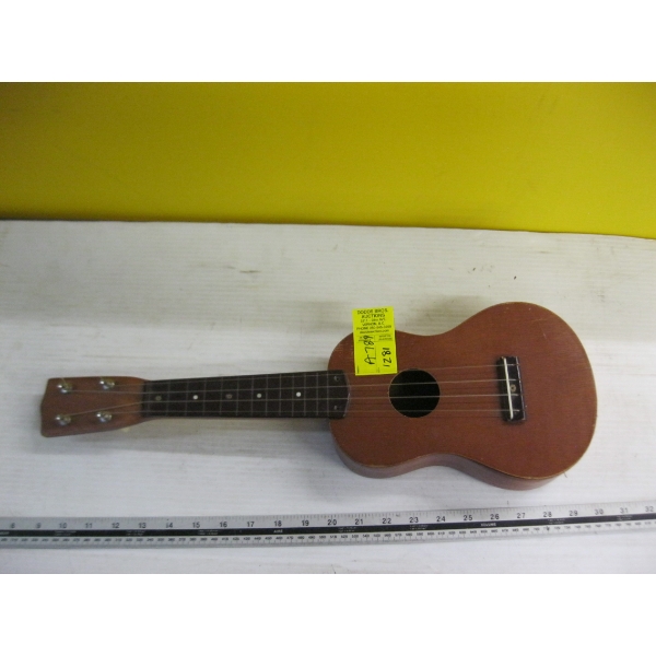 SM. UKULELE