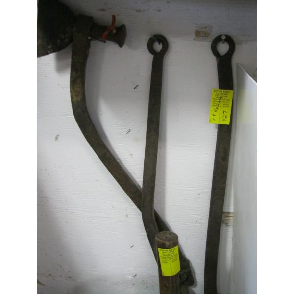 3 SHIP CAULKING IRONS & HAMMER
