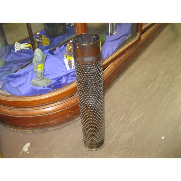 LG. DECORATIVE SHELL CASING - 105MM M32