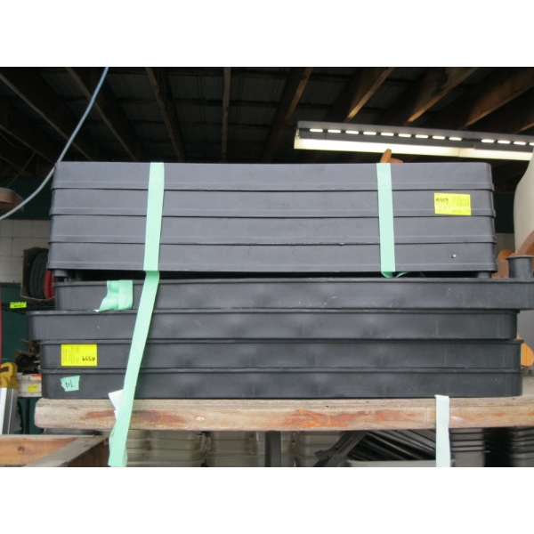 2 PLASTIC SHELF UNITS
