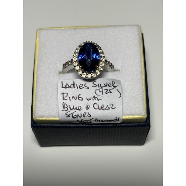 LADIES SILVER .925 RING W/BLUE & CLEAR STONES (NOT DIAMONDS), SZ 7 3/4