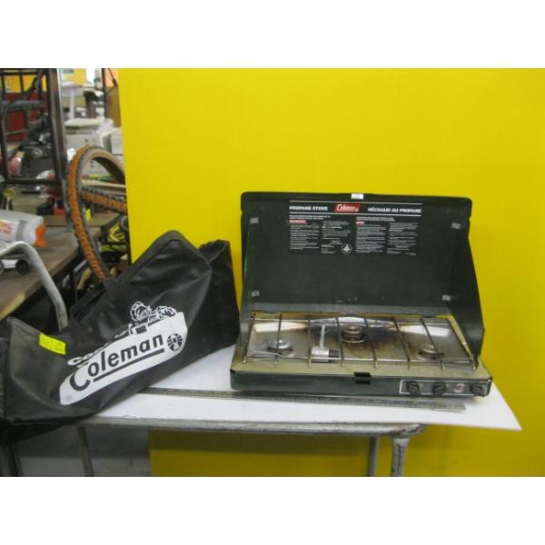 COLEMAN PROPANE COOKSTOVE - 3 BURNER