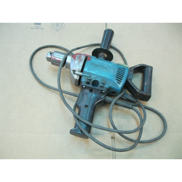 MAKITA 1/2" ELECTRIC DRILL