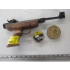 Image 1 : PELLET PISTOL W/2 CANS OF PELLETS