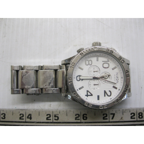 NIXON 5130 CHRONO WATCH - CONDITION UNKNOWN - UNVERIFIED