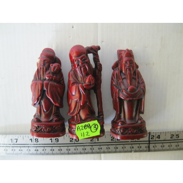 3 SM. FIGURINES