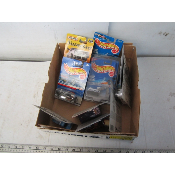 10 HOT WHEELS