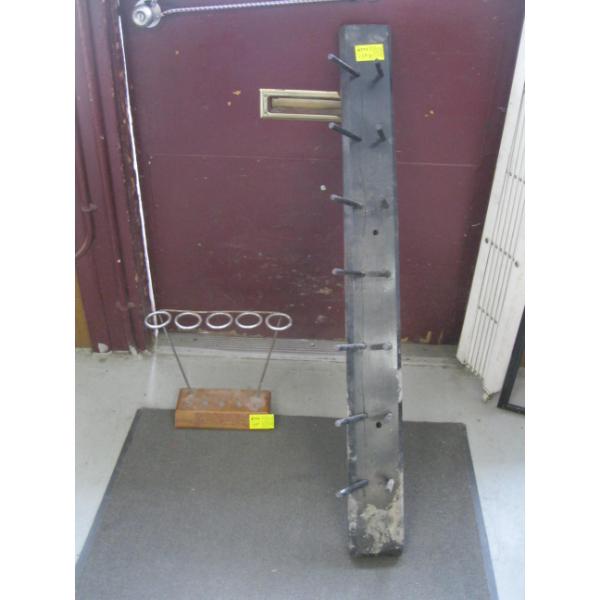 UMBRELLA RACK & PEG WALL MOUNT RACK