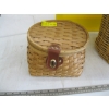 Image 5 : 2 LIDDED BASKETS 