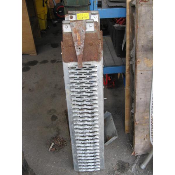 PAIR OF ATV RAMPS