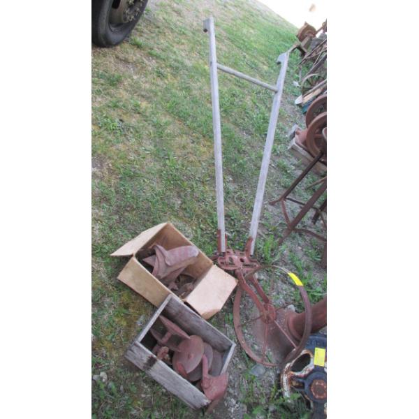 WALK BEHIND PLANTER W/ASST. ACCESS.
