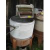 Image 1 : 4 WRINGER/WASHERS