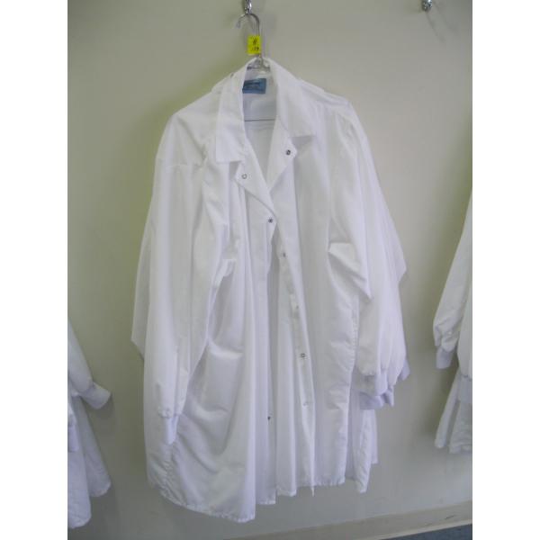5 SZ. XL WHITE LAB COATS