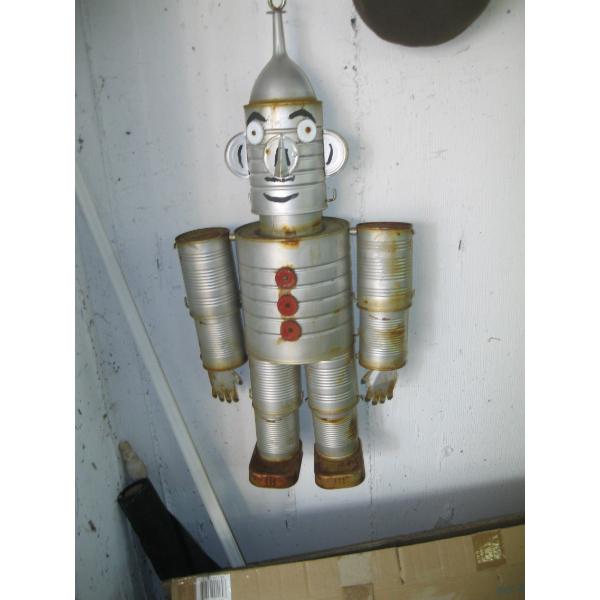 LITTLE TIN CAN MAN
