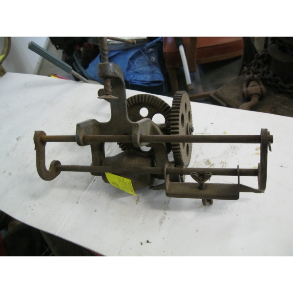 CLAMP ON HAND CRANK SHARPENING STONE