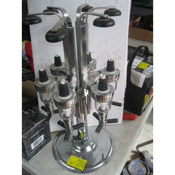LIQUOR DISPENSER