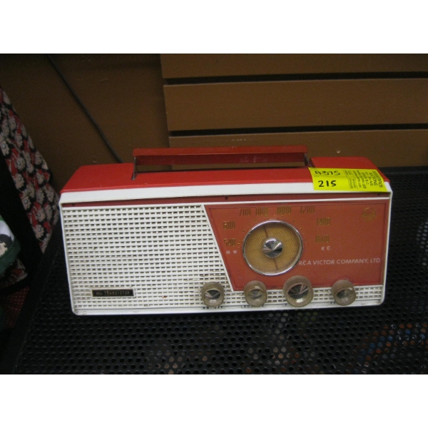 RCA VICTOR PORTABLE RADIO
