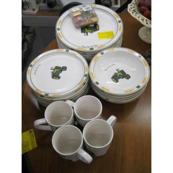 JOHN DEERE DISHES