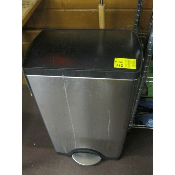 FOOT PEDAL OPERATED GARBAGE CAN