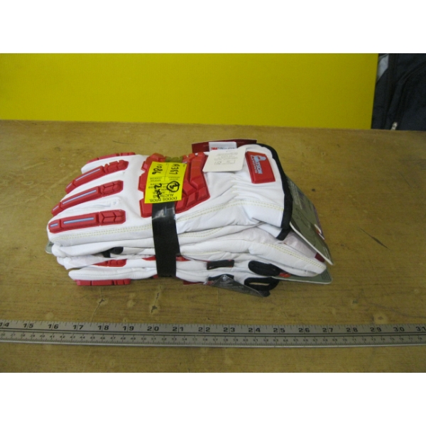 3 PAIR OF SZ 2XL GLOVES