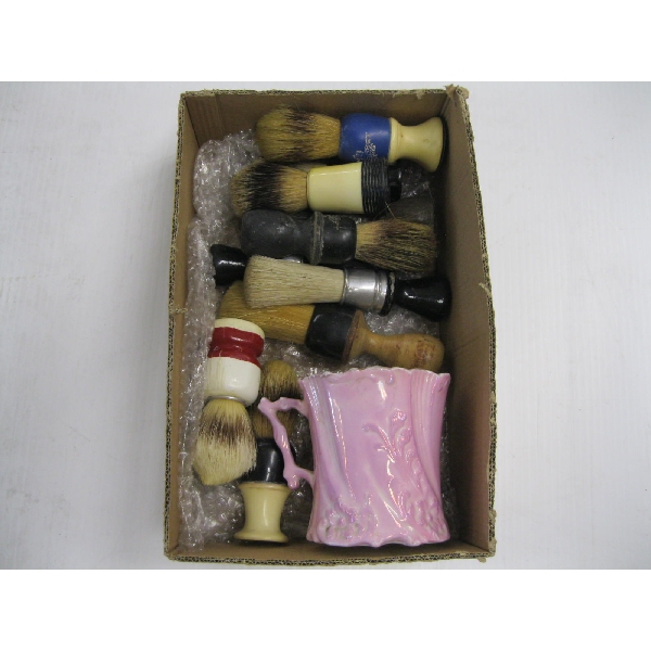 SHAVING BRUSHES