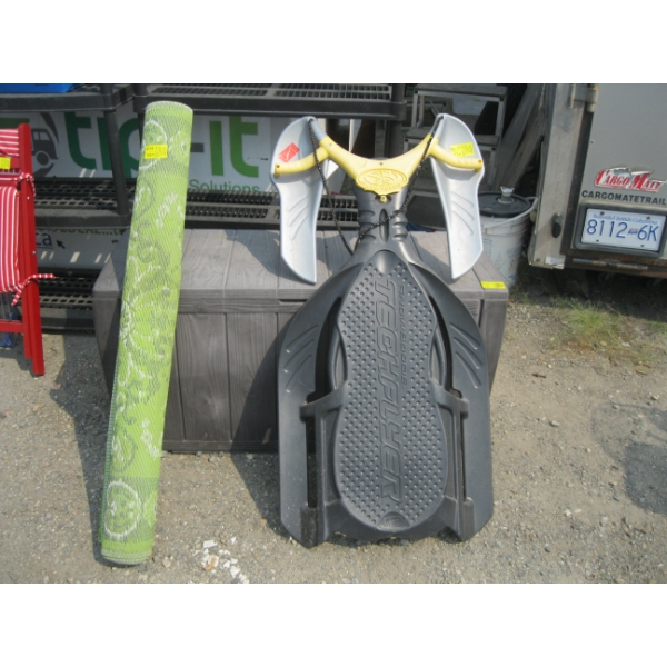 RV MAT, SNOW BOOGIE & GARDEN BOX - BROKEN HINGES