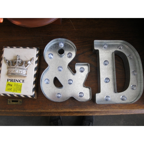 METAL LETTER & SYMBOL (LIGHT UP) & A SID DICKENS MEMORY BLOCK PRINTS