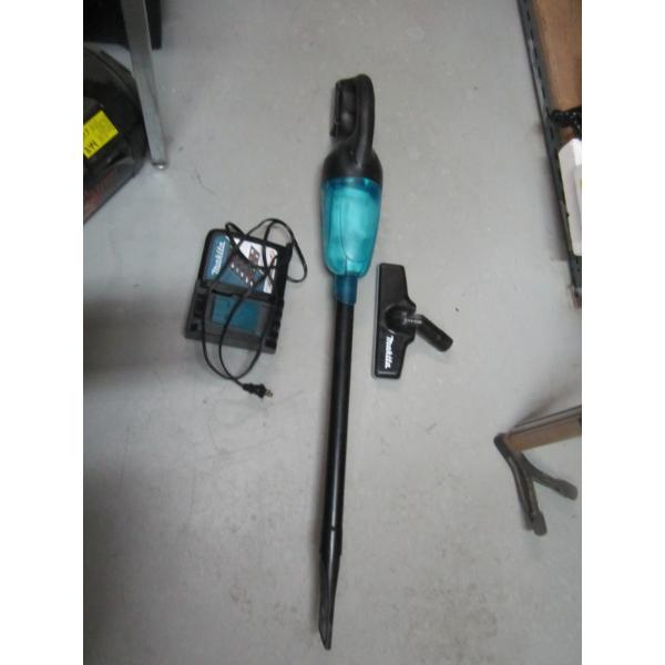 MAKITA CORDLESS VACUUM