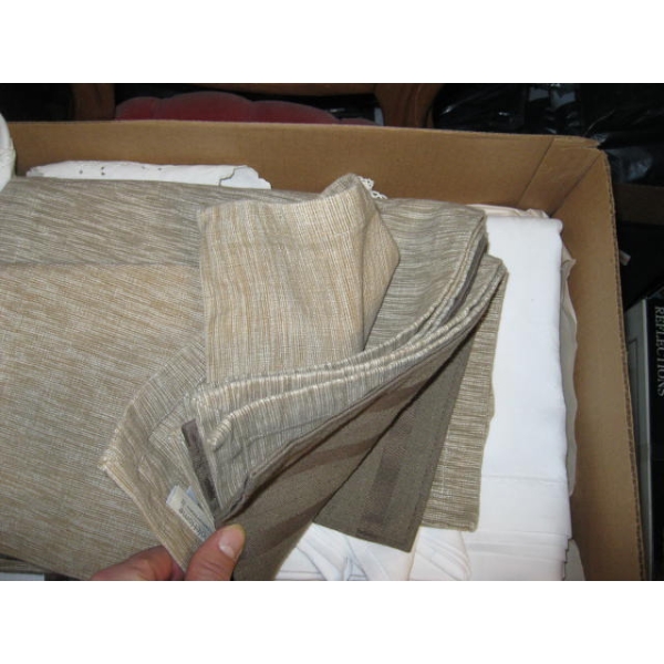 ASST. PLACEMATS, TABLECLOTHS, ETC.