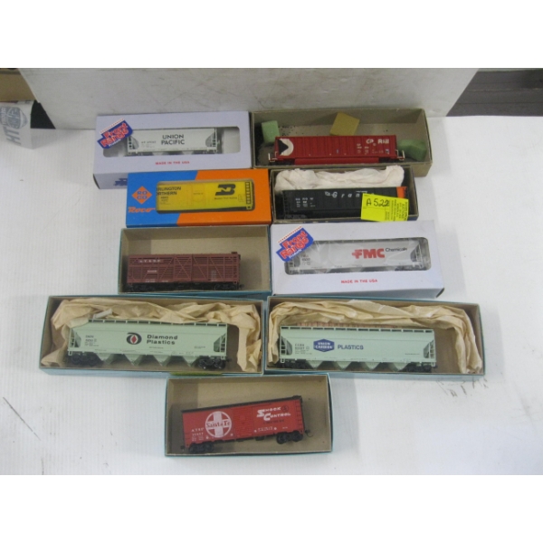 9 TRAIN CARS